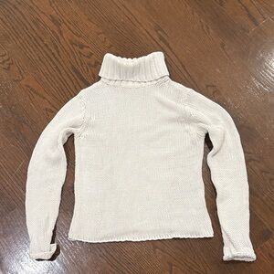 Banana Republic Cream turtleneck Neck Sweater